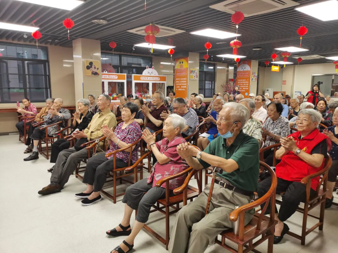 颂党百年，温故知新！福州师大与国德携手开展敬老文艺朗诵会